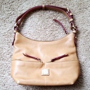 Dooney & Bourke Shoulder Bag Dillen Medium Zip Pockets Leather w/ Key Clip